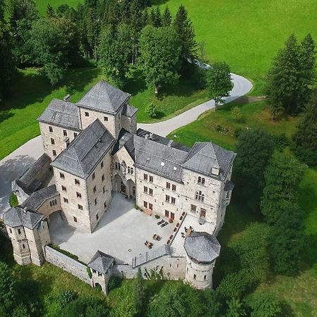 Schlossresidenz Fischhorn フッシュ・アン・デア・グロースグロックナーシュトラーセ エクステリア 写真