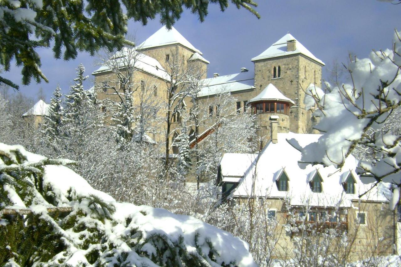 Schlossresidenz Fischhorn フッシュ・アン・デア・グロースグロックナーシュトラーセ エクステリア 写真