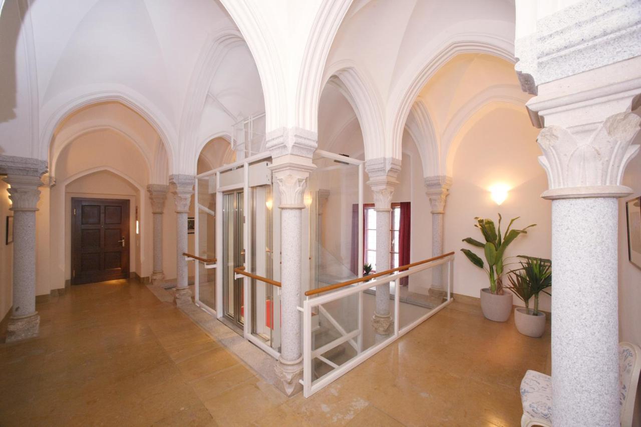 Schlossresidenz Fischhorn フッシュ・アン・デア・グロースグロックナーシュトラーセ エクステリア 写真