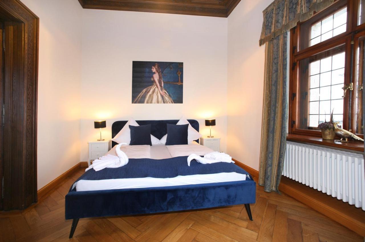 Schlossresidenz Fischhorn フッシュ・アン・デア・グロースグロックナーシュトラーセ エクステリア 写真