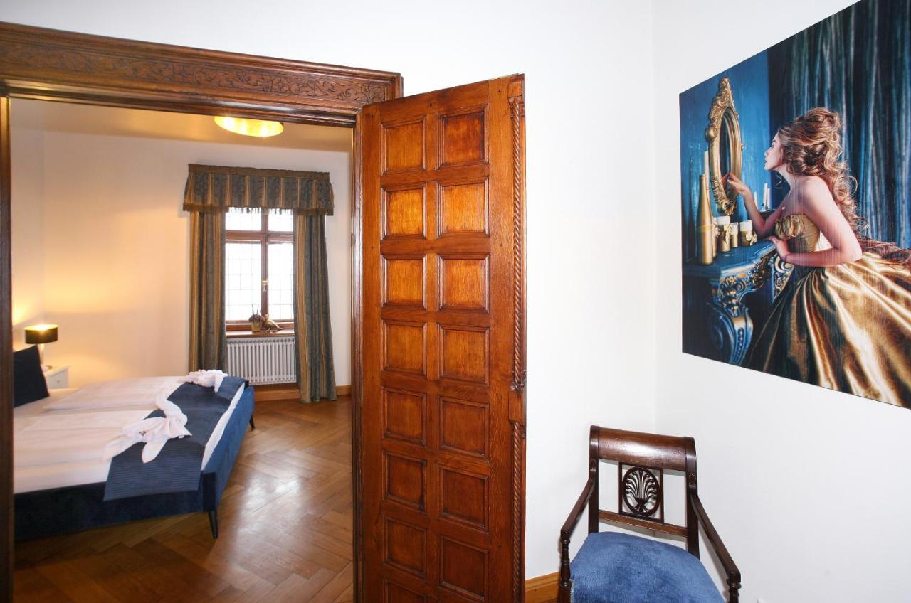 Schlossresidenz Fischhorn フッシュ・アン・デア・グロースグロックナーシュトラーセ エクステリア 写真